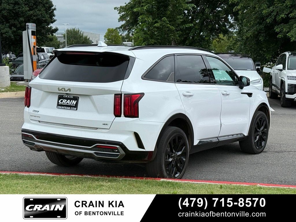 Used 2023 Kia Sorento SX AWD/4WD image 7