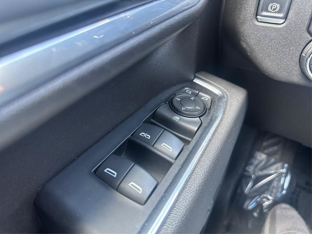 Used 2025 Chevrolet Silverado 2500 LT w/ Convenience Package AWD/4WD image 25