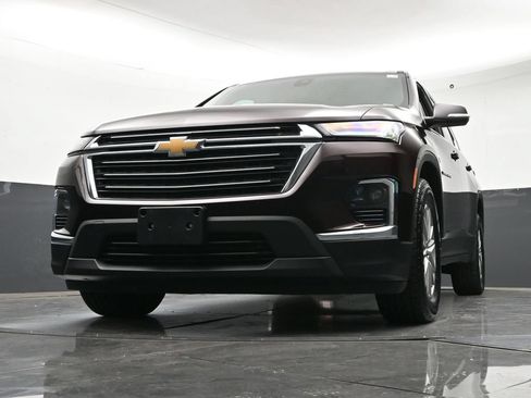 Used 2023 Chevrolet Traverse LT AWD/4WD image 31