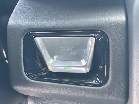 New 2026 GMC Yukon XL Denali AWD/4WD image 17