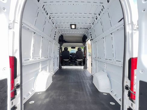 Used 2023 RAM ProMaster 3500 w/ Lane Management Group image 13