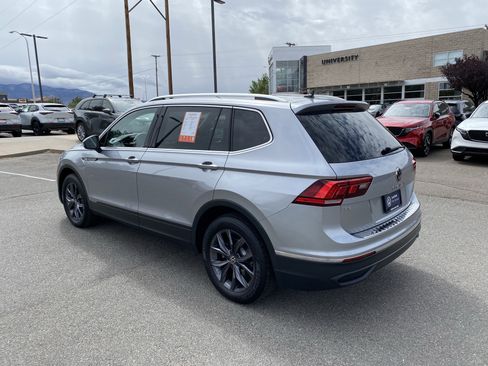 Certified 2023 Volkswagen Tiguan SE w/ Panoramic Sunroof Package FWD image 52