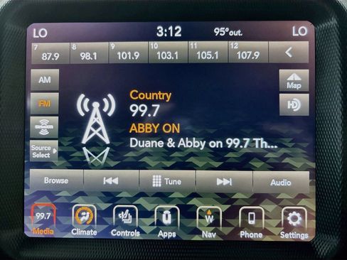Used 2021 Jeep Gladiator Overland w/ Popular Equipment Package AWD/4WD image 15