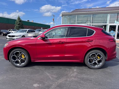 Used 2020 Alfa Romeo Stelvio Ti Lusso AWD/4WD image 6