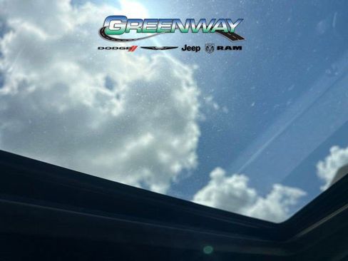 Used 2009 Dodge Challenger R/T RWD image 26