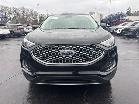 Used 2024 Ford Edge SEL image 3