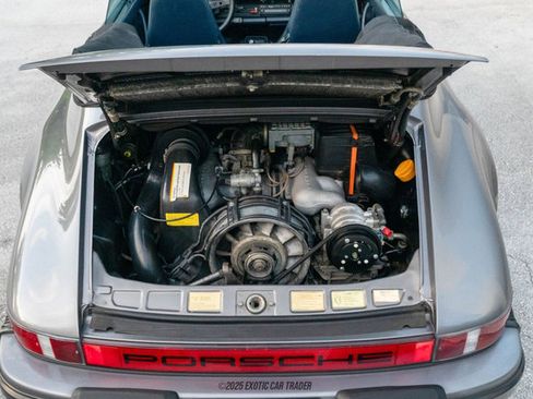 Used 1986 Porsche 911 Carrera RWD image 15