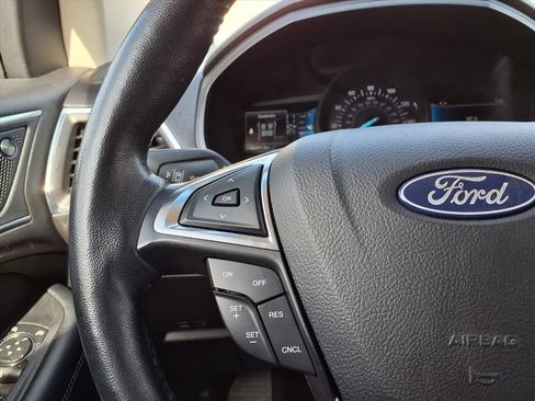 Used 2023 Ford Edge Titanium AWD/4WD image 27