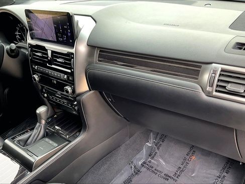 Used 2022 Lexus GX 460 Premium image 19