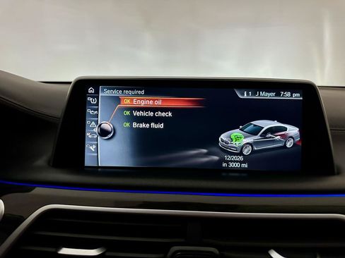 Used 2017 BMW 740i RWD image 30