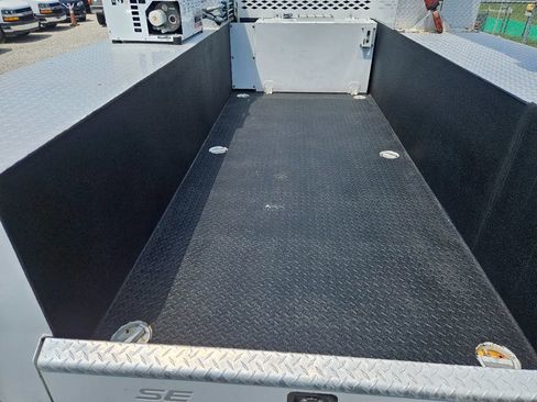 Used 2022 Ford F650 2WD Regular Cab Super Duty image 20