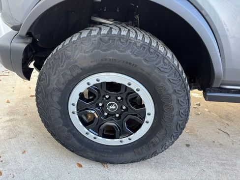 Used 2022 Ford Bronco Badlands w/ Sasquatch Package image 12