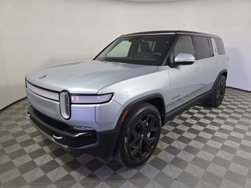 Used 2024 Rivian R1S Adventure AWD/4WD image 1