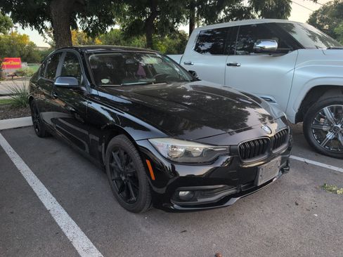 Used 2016 BMW 320i Sedan RWD image 2