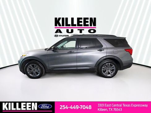 Used 2023 Ford Explorer XLT w/ Equipment Group 202A image 4