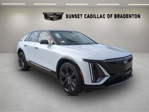New 2026 Cadillac Lyriq Signature Sport w/ Nappa Leather Package image 1