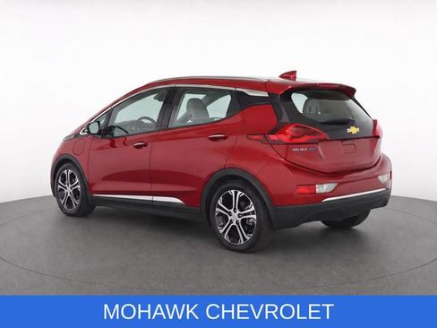 Used 2017 Chevrolet Bolt Premier w/ Driver Confidence II Package FWD image 4