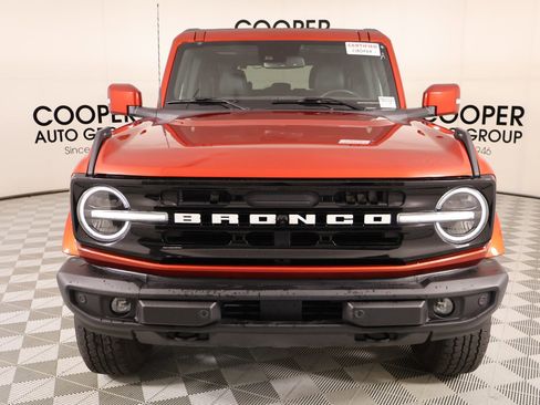 Used 2024 Ford Bronco Outer Banks AWD/4WD image 10