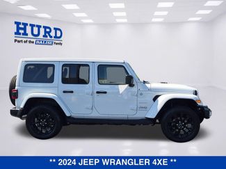Used 2024 Jeep Wrangler Unlimited Sahara w/ Technology Group AWD/4WD video 2