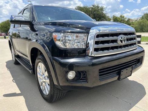 Used 2016 Toyota Sequoia Platinum RWD image 4