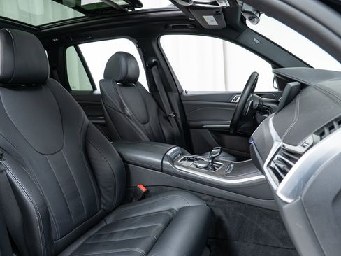 Certified 2022 BMW X5 xDrive40i w/ M Sport Package image 22