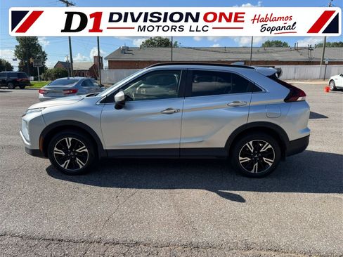 Used 2025 Mitsubishi Eclipse Cross SE AWD/4WD image 2