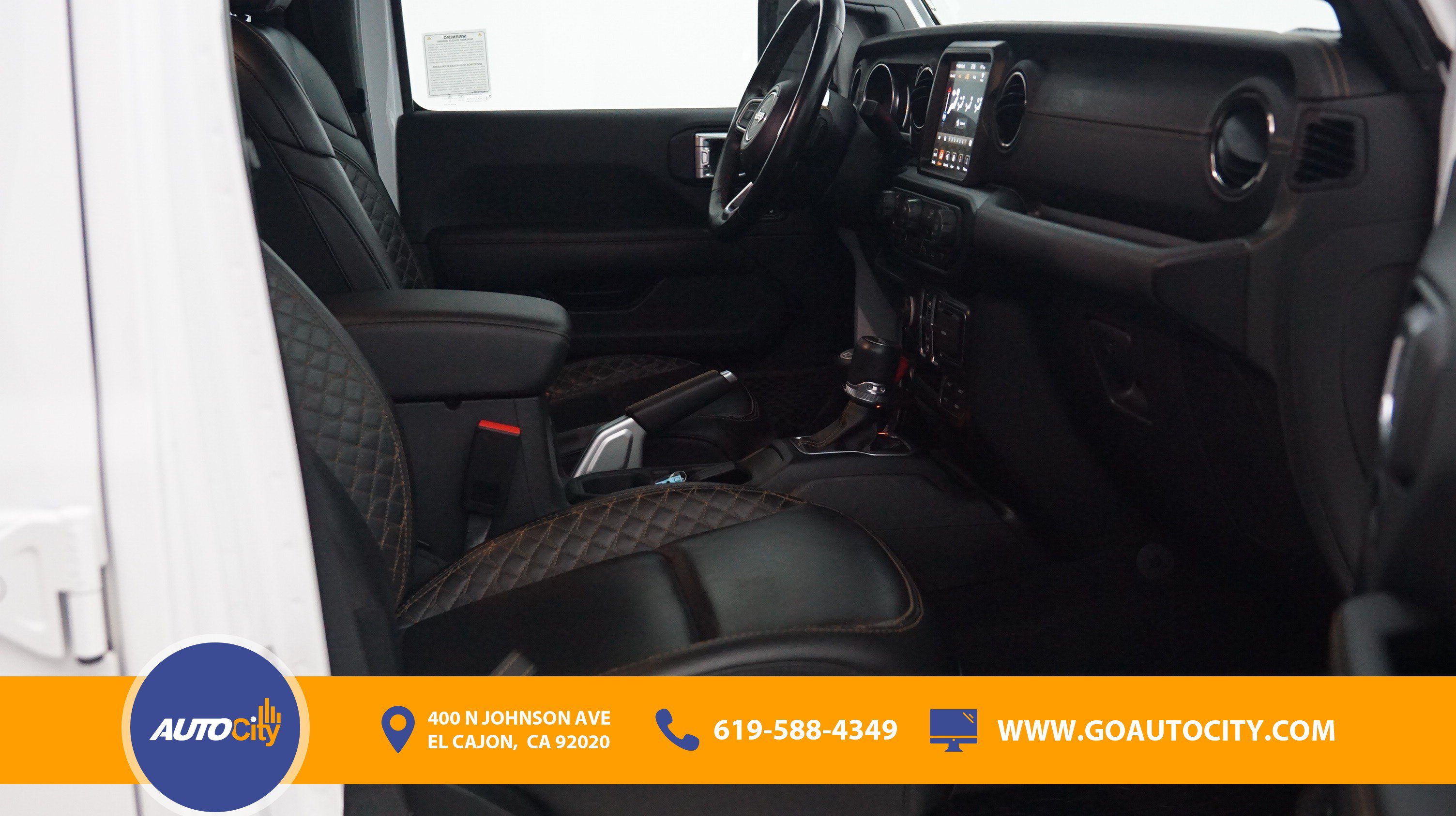 Used 2022 Jeep Wrangler Unlimited Sahara AWD/4WD image 8