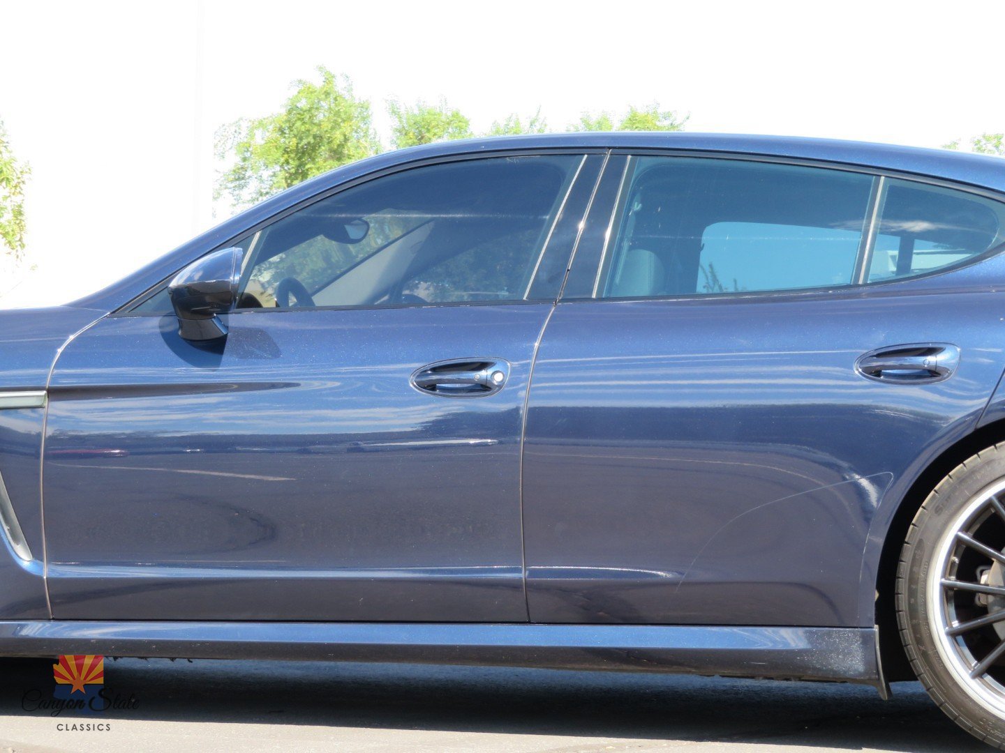 Used 2016 Porsche Panamera AWD/4WD image 20