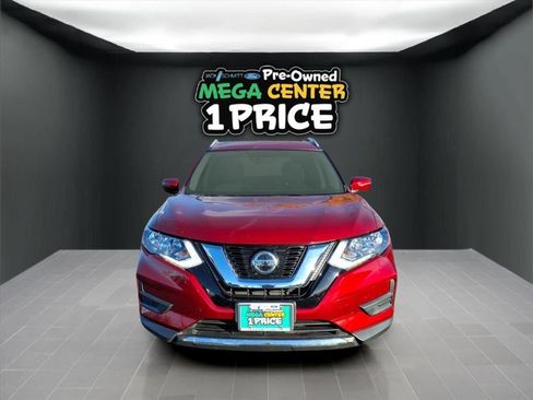 Used 2019 Nissan Rogue SV image 30