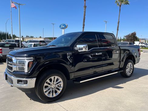 Used 2025 Ford F150 Lariat w/ Equipment Group 502A High AWD/4WD image 1