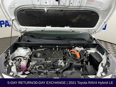 Used 2021 Toyota RAV4 LE AWD/4WD image 33