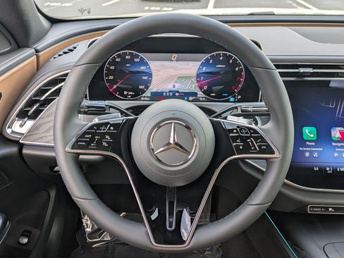 New 2026 Mercedes-Benz E 350 Sedan image 18