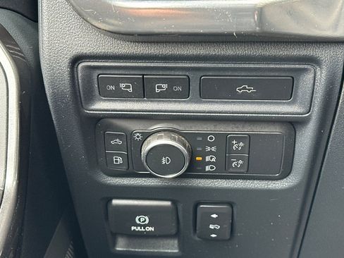 Used 2021 Ford F150 Lariat w/ Equipment Group 502A High AWD/4WD image 32