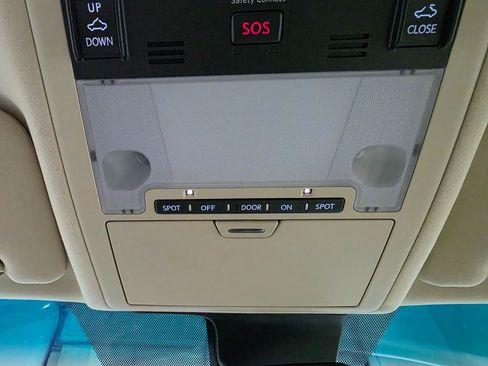 Used 2013 Lexus LS 460 w/ Comfort Pkg RWD image 35