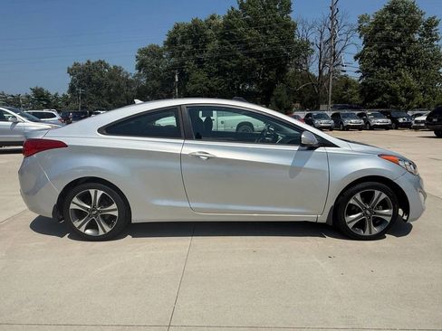Used 2013 Hyundai Elantra SE image 6