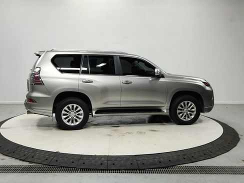 Used 2023 Lexus GX 460 Premium w/ Premium Package AWD/4WD image 9