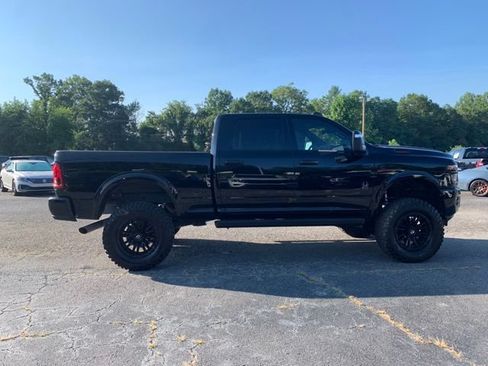 Used 2026 RAM 2500 Big Horn AWD/4WD image 11