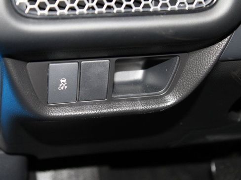 Certified 2026 Honda HR-V Sport image 9