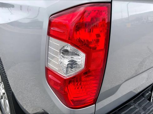 Used 2015 Toyota Tundra Limited image 28