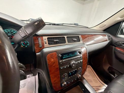Used 2013 Chevrolet Tahoe LT w/ All-Star Edition RWD image 16