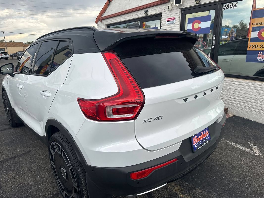 Used 2019 Volvo XC40 T5 R-Design AWD/4WD image 10