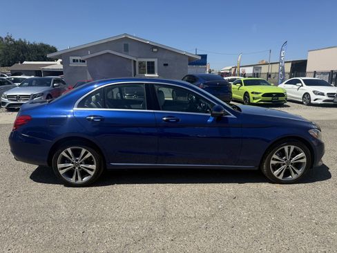 Used 2018 Mercedes-Benz C 300 4MATIC Sedan w/ Premium Package image 7