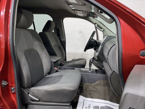 Used 2013 Nissan Xterra S image 11
