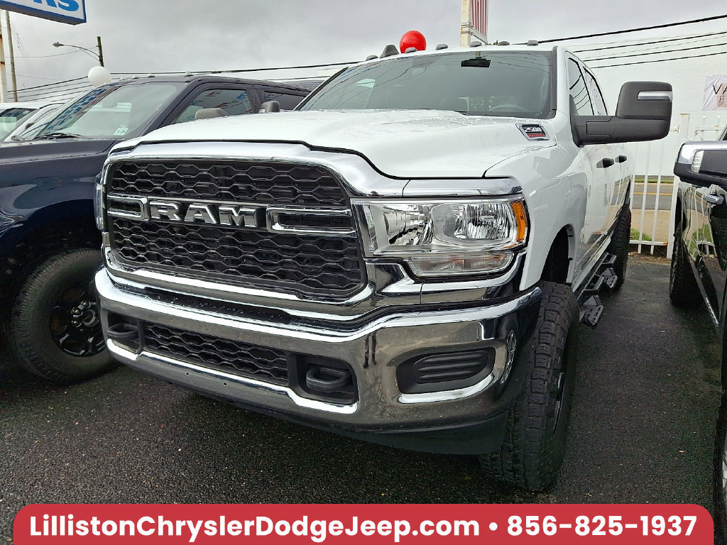 Used 2024 RAM 2500 Tradesman w/ Chrome Appearance Group AWD/4WD image 1