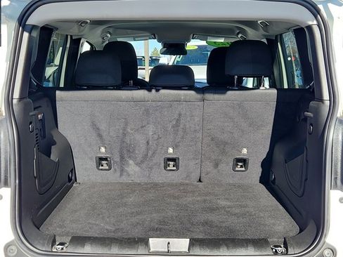 Used 2023 Jeep Renegade Latitude image 10