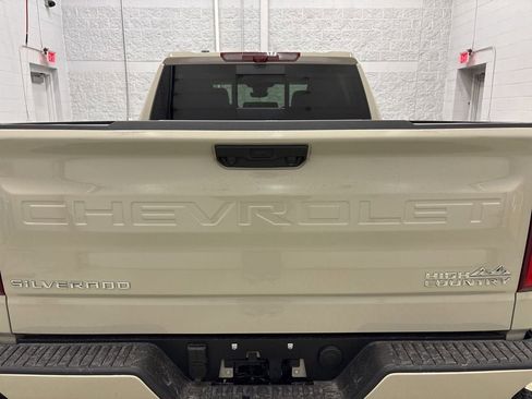 New 2026 Chevrolet Silverado 1500 High Country AWD/4WD image 5