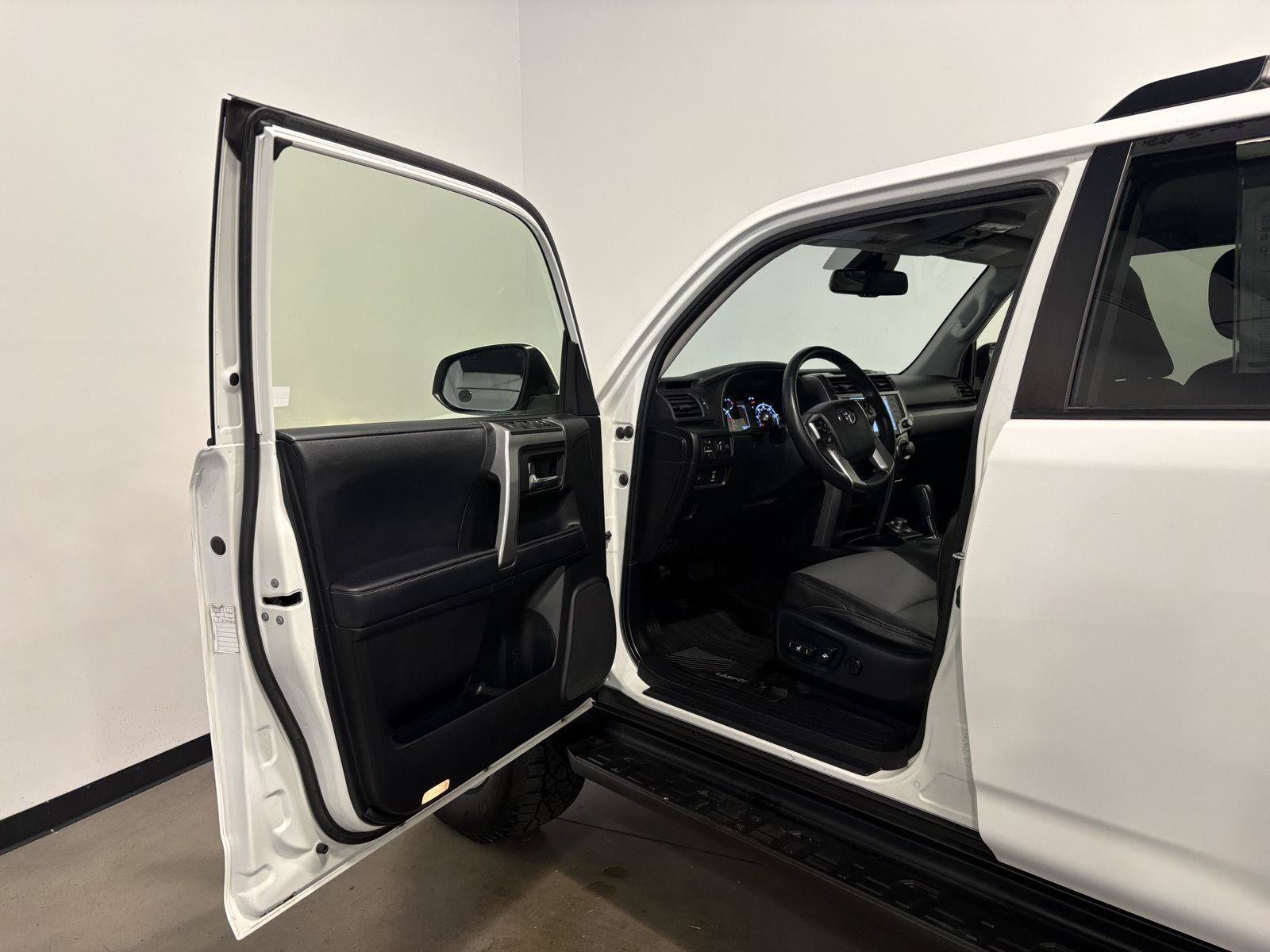 Used 2021 Toyota 4Runner SR5 Premium AWD/4WD image 12