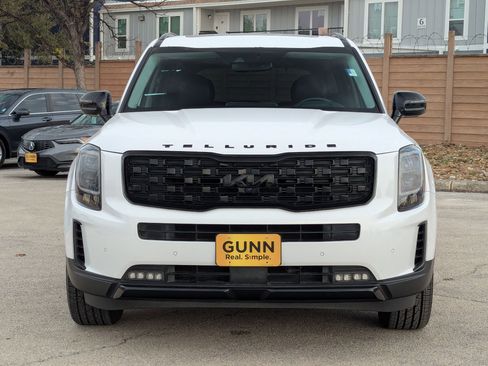 Used 2022 Kia Telluride SX w/ SX Prestige Package image 9