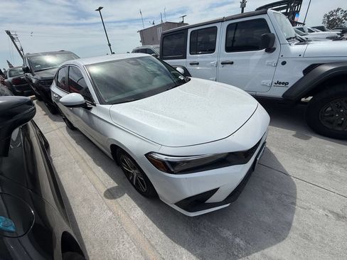 Used 2024 Honda Civic LX image 3