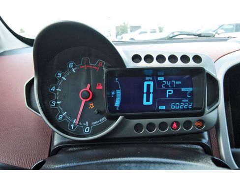 Used 2014 Chevrolet Sonic LT image 16